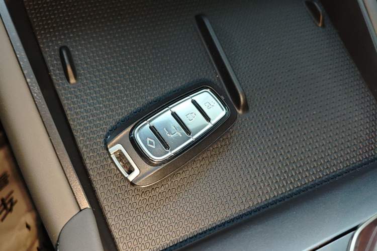 Used BYD Qin L 2024 DM-i 120KM Leading Model Vehicle Key