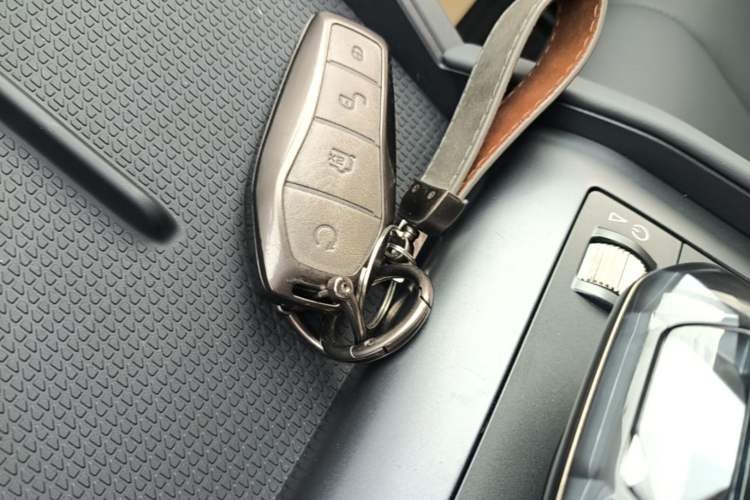 Used BYD Qin L 2024 DM-i 80KM Leading Model Vehicle Key