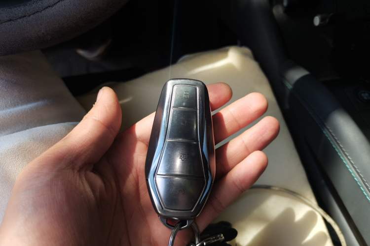 Used BYD Qin L 2024 DM-i 120KM Leading Model Vehicle Key