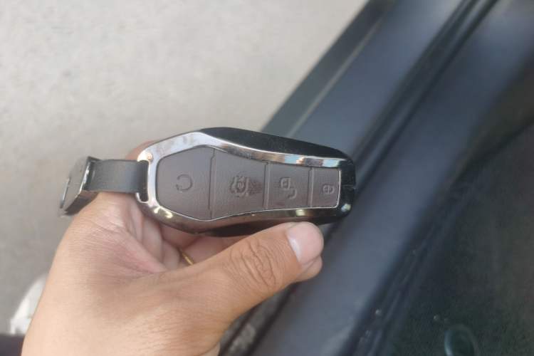 Used BYD Qin L 2024 DM-i 80KM Beyond Model Vehicle Key