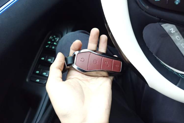 Used BYD Qin L 2024 DM-i 120KM Excellence Model Vehicle Key