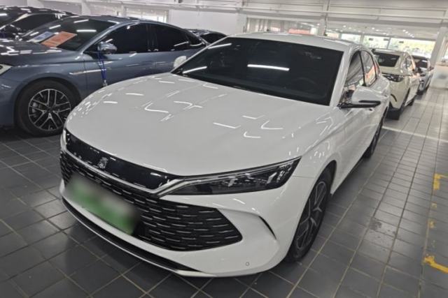 Ojetý BYD Qin L 2024 DM-i 80KM Beyond Model