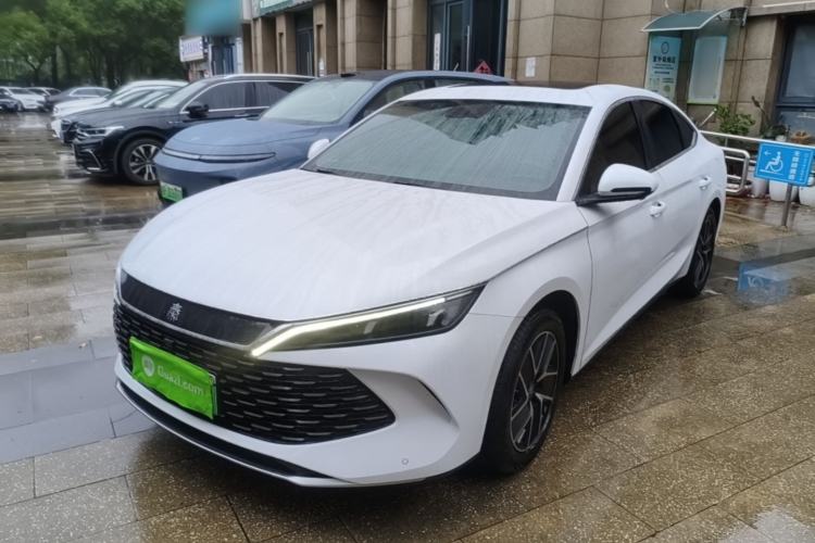 BYD Qin L 2024 DM-i 120KM Leading Model