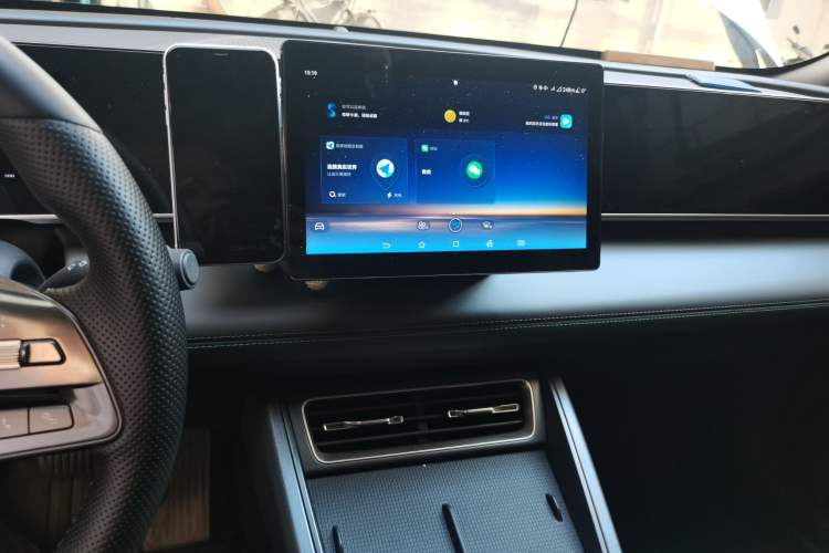 Used BYD Qin L 2024 DM-i 80KM Leading Model Audio And AC Panel