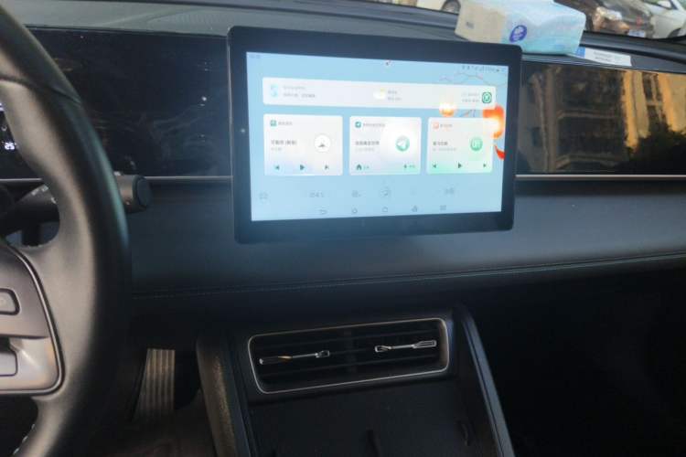 Used BYD Qin L 2024 DM-i 80KM Leading Model Audio And AC Panel