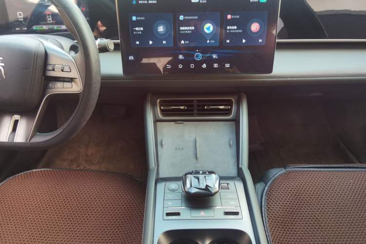 Used BYD Qin L 2024 DM-i 120KM Excellence Model Audio And AC Panel