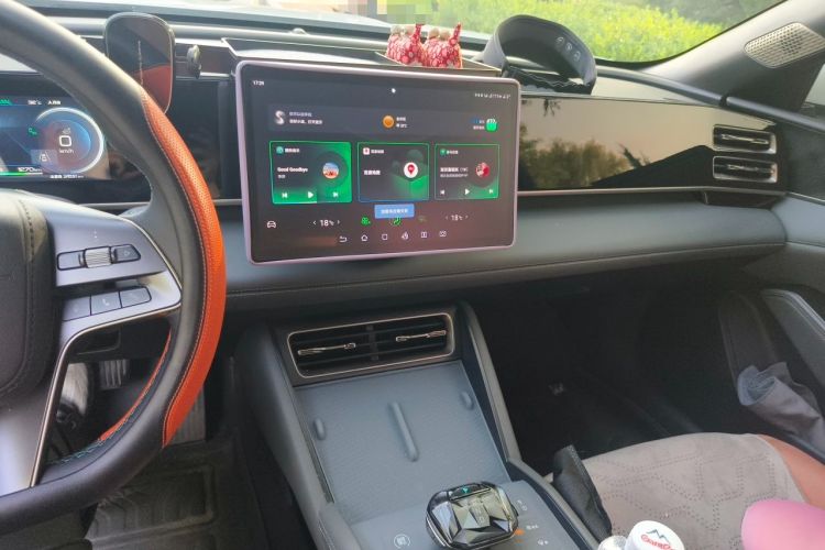 Used BYD Qin L 2024 DM-i 120KM Beyond Model Audio And AC Panel