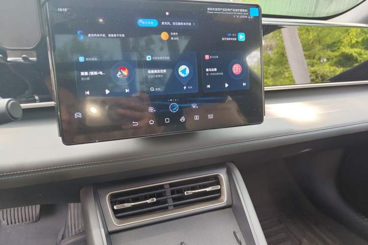 Used BYD Qin L 2024 DM-i 120KM Leading Model Audio And AC Panel