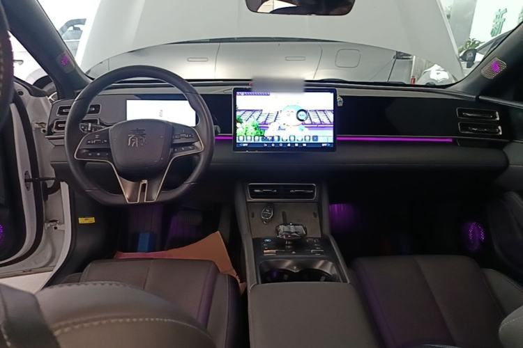 Used BYD Qin L 2024 DM-i 120KM Leading Model Center Console