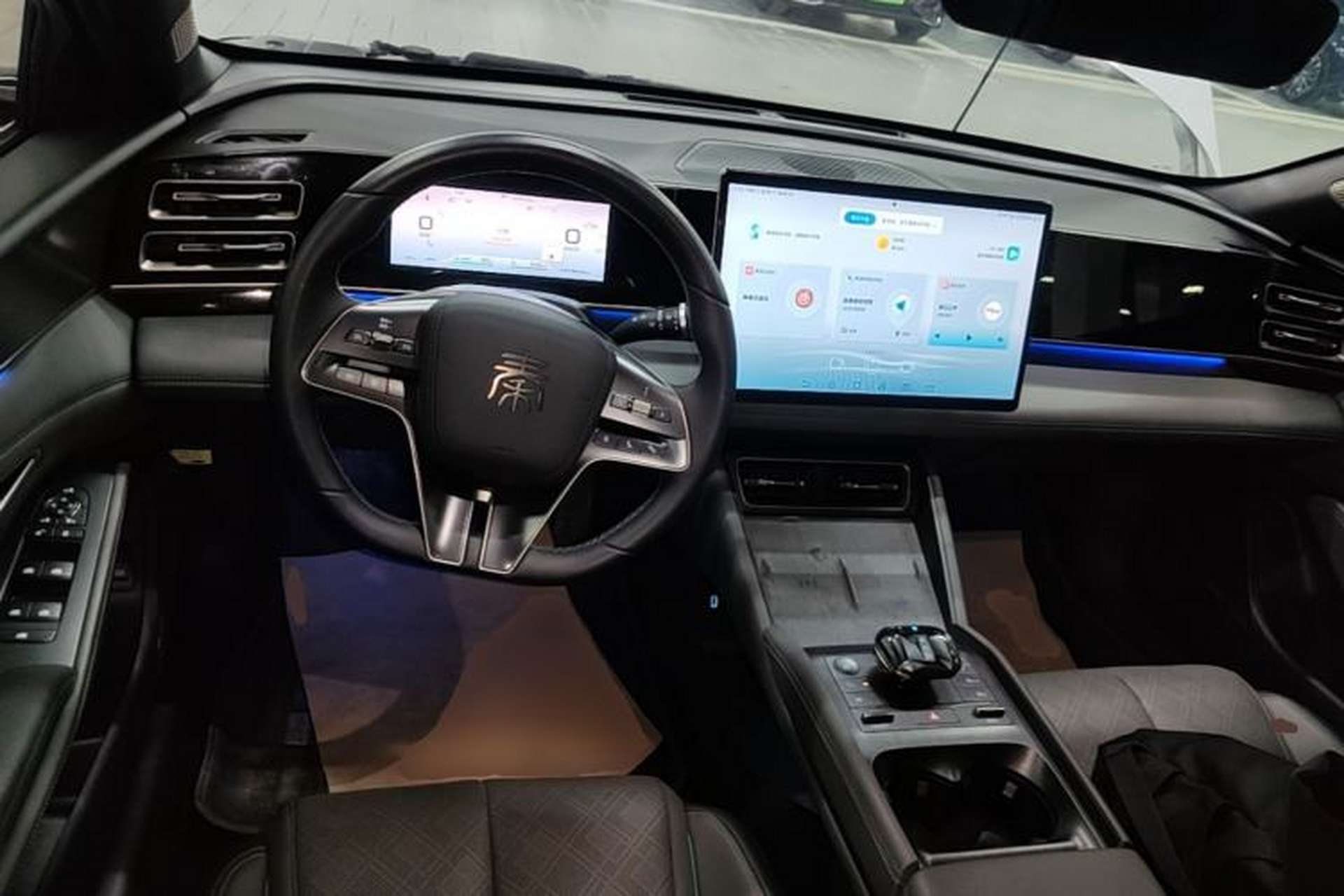 Used BYD Qin L 2024 DM-i 120KM Excellence Model Center Console