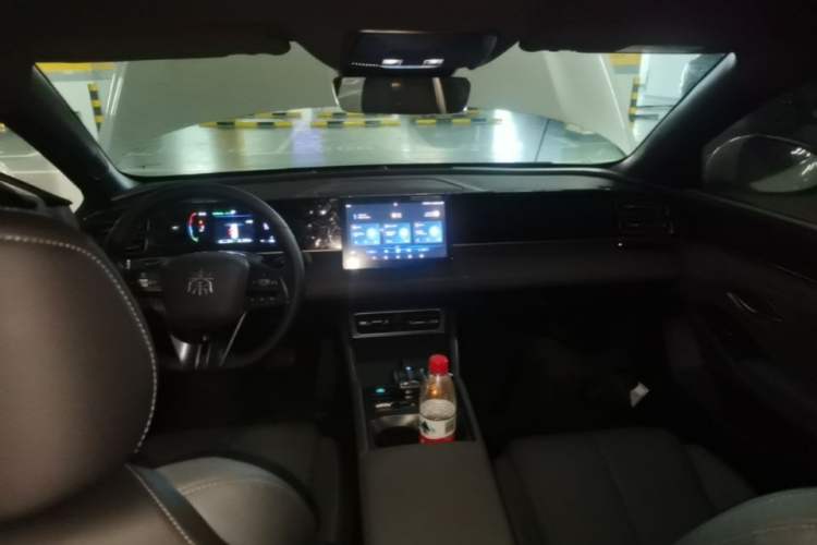 Used BYD Qin L 2024 DM-i 80KM Leading Model Center Console