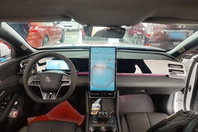 Used BYD Qin L 2024 DM-i 120KM Excellence Model Center Console