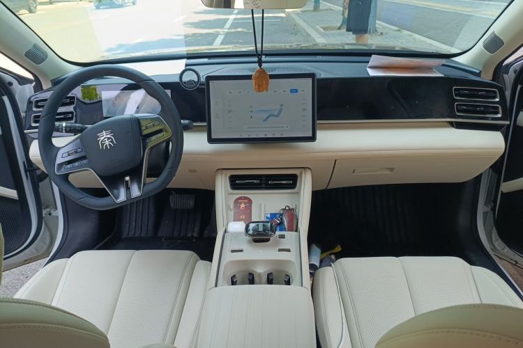 Used BYD Qin L 2024 DM-i 120KM Leading Model Center Console