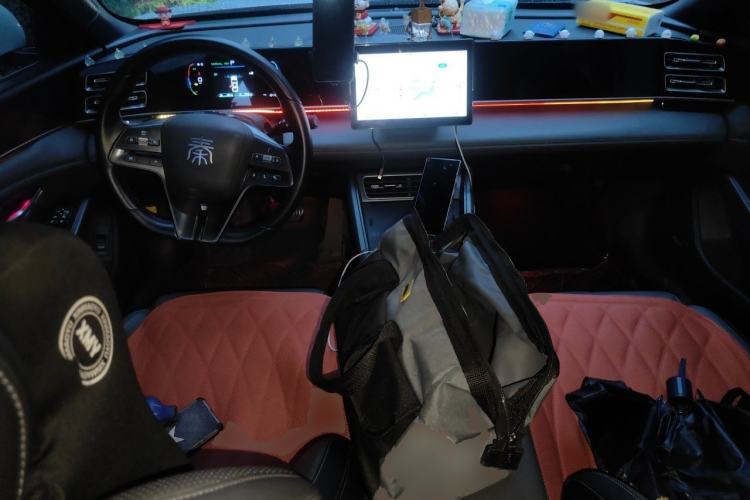 Used BYD Qin L 2024 DM-i 80KM Leading Model Center Console