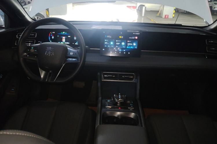 Used BYD Qin L 2024 DM-i 80KM Leading Model Center Console