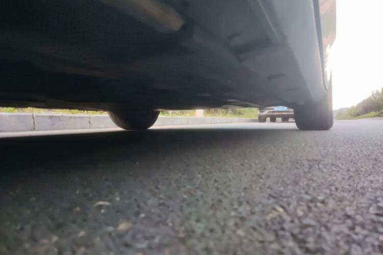 Used BYD Qin L 2024 DM-i 120KM Beyond Model Chassis Front Left