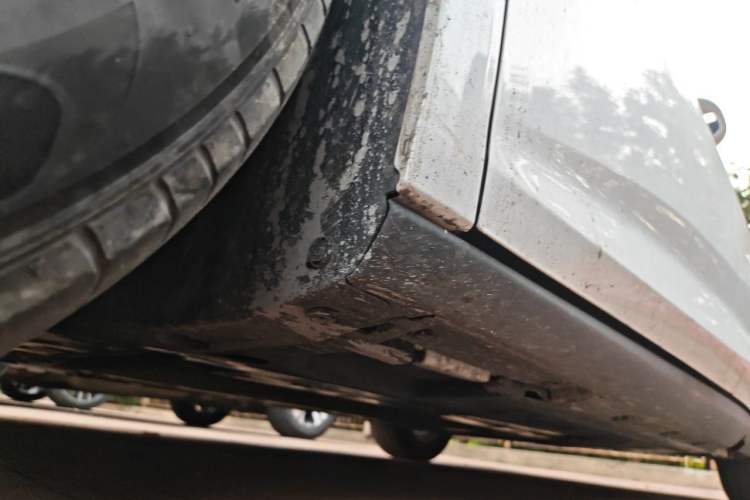 Used BYD Qin L 2024 DM-i 80KM Leading Model Chassis Front Left