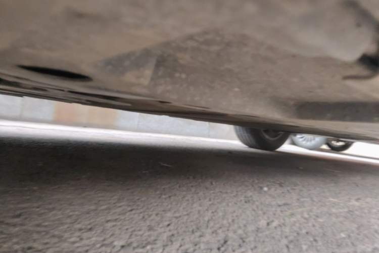 Used BYD Qin L 2024 DM-i 120KM Leading Model Chassis Front Left