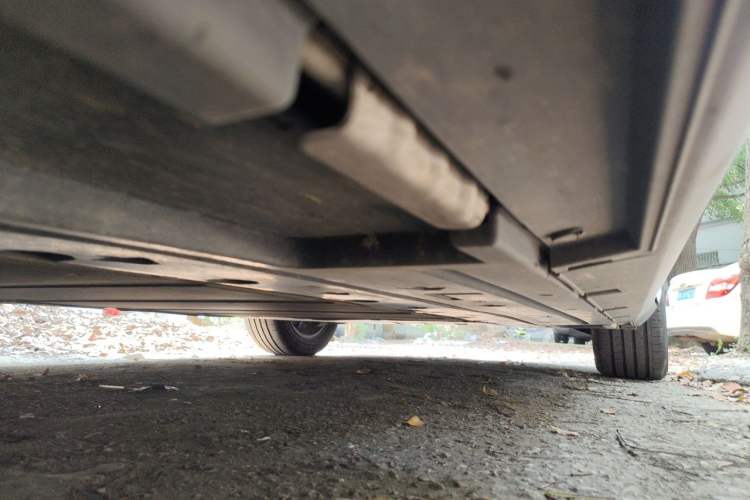 Used BYD Qin L 2024 DM-i 120KM Leading Model Chassis Front Left