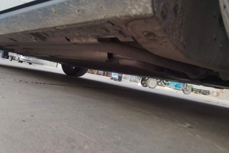 Used BYD Qin L 2024 DM-i 120KM Excellence Model Chassis Front Right