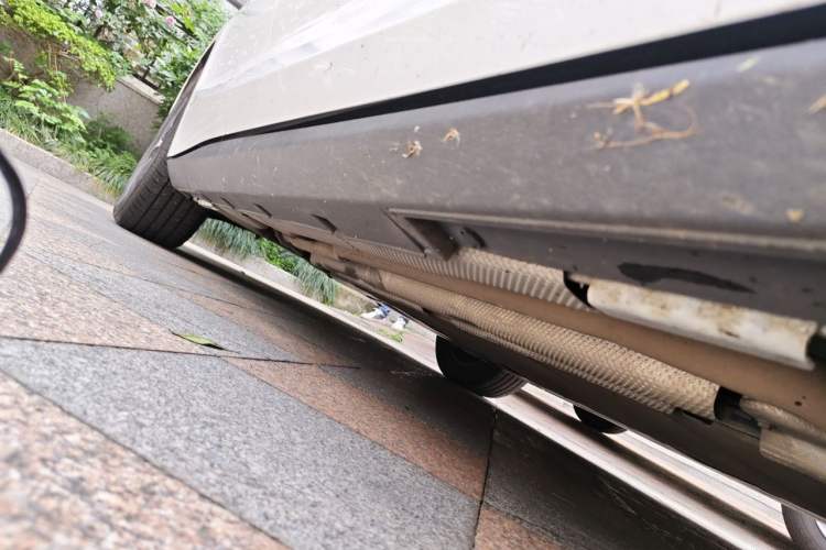 Used BYD Qin L 2024 DM-i 120KM Leading Model Chassis Front Right