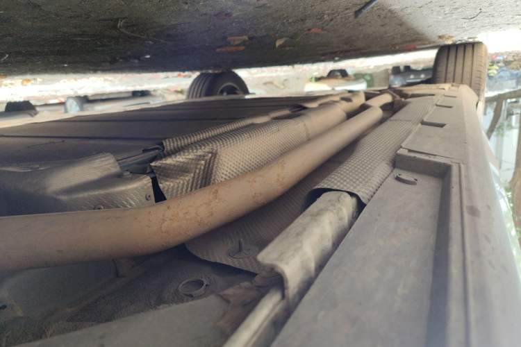 Used BYD Qin L 2024 DM-i 120KM Leading Model Chassis Front Right