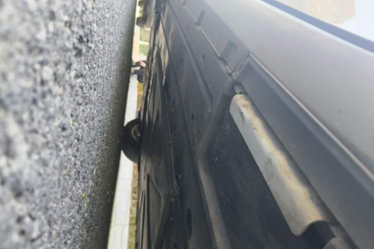Used BYD Qin L 2024 DM-i 120KM Beyond Model Chassis Rear Left