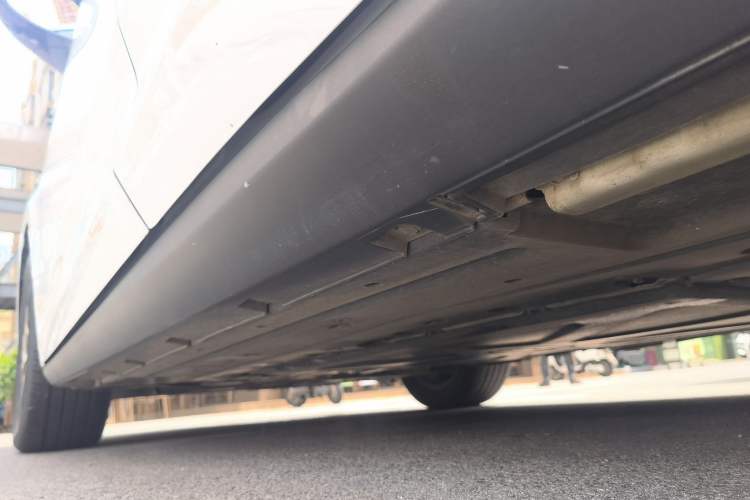 Used BYD Qin L 2024 DM-i 120KM Beyond Model Chassis Rear Left