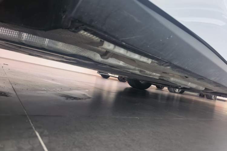 Used BYD Qin L 2024 DM-i 80KM Beyond Model Chassis Rear Right