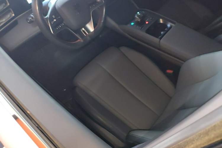 Used BYD Qin L 2024 DM-i 120KM Beyond Model Driver Seat