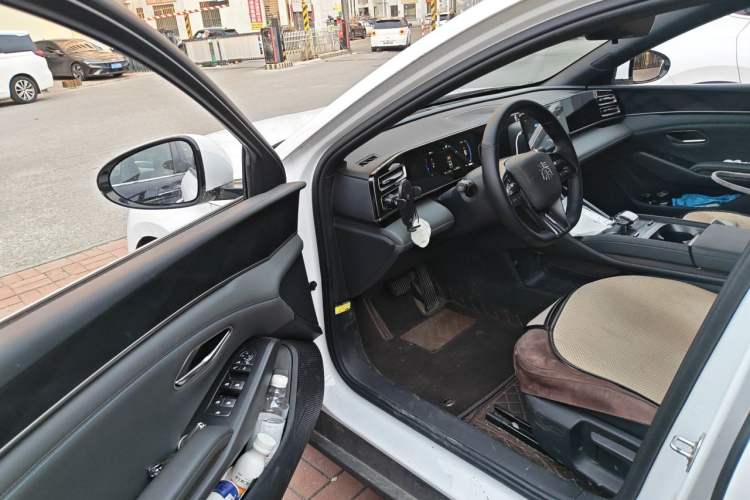 Used BYD Qin L 2024 DM-i 80KM Leading Model Driver Seat