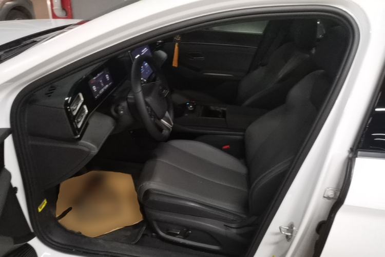 Used BYD Qin L 2024 DM-i 120KM Leading Model Driver Seat