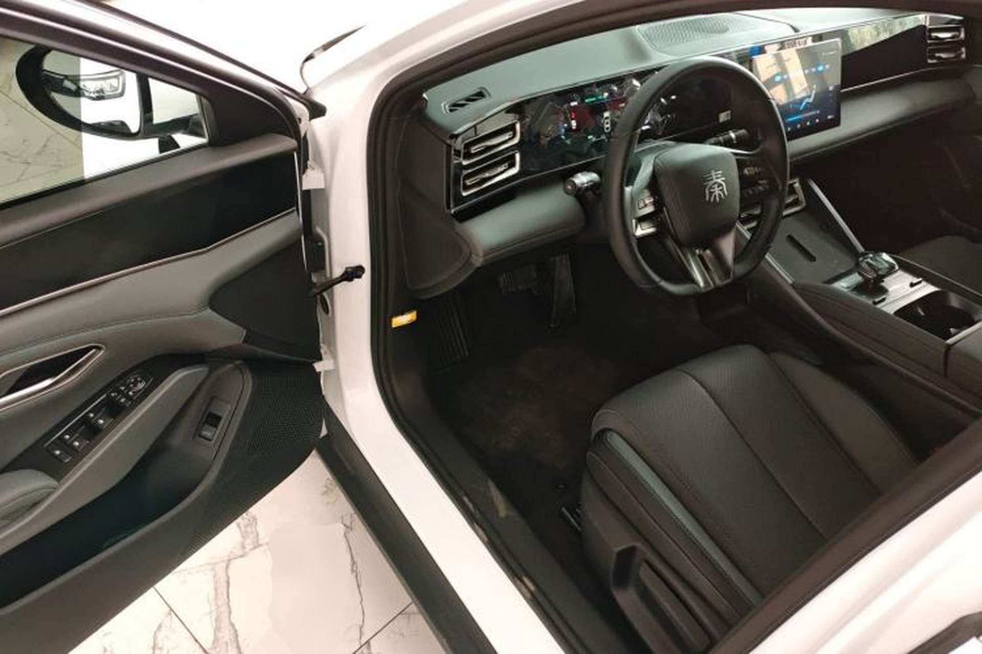 Used BYD Qin L 2024 DM-i 80KM Leading Model Driver Seat