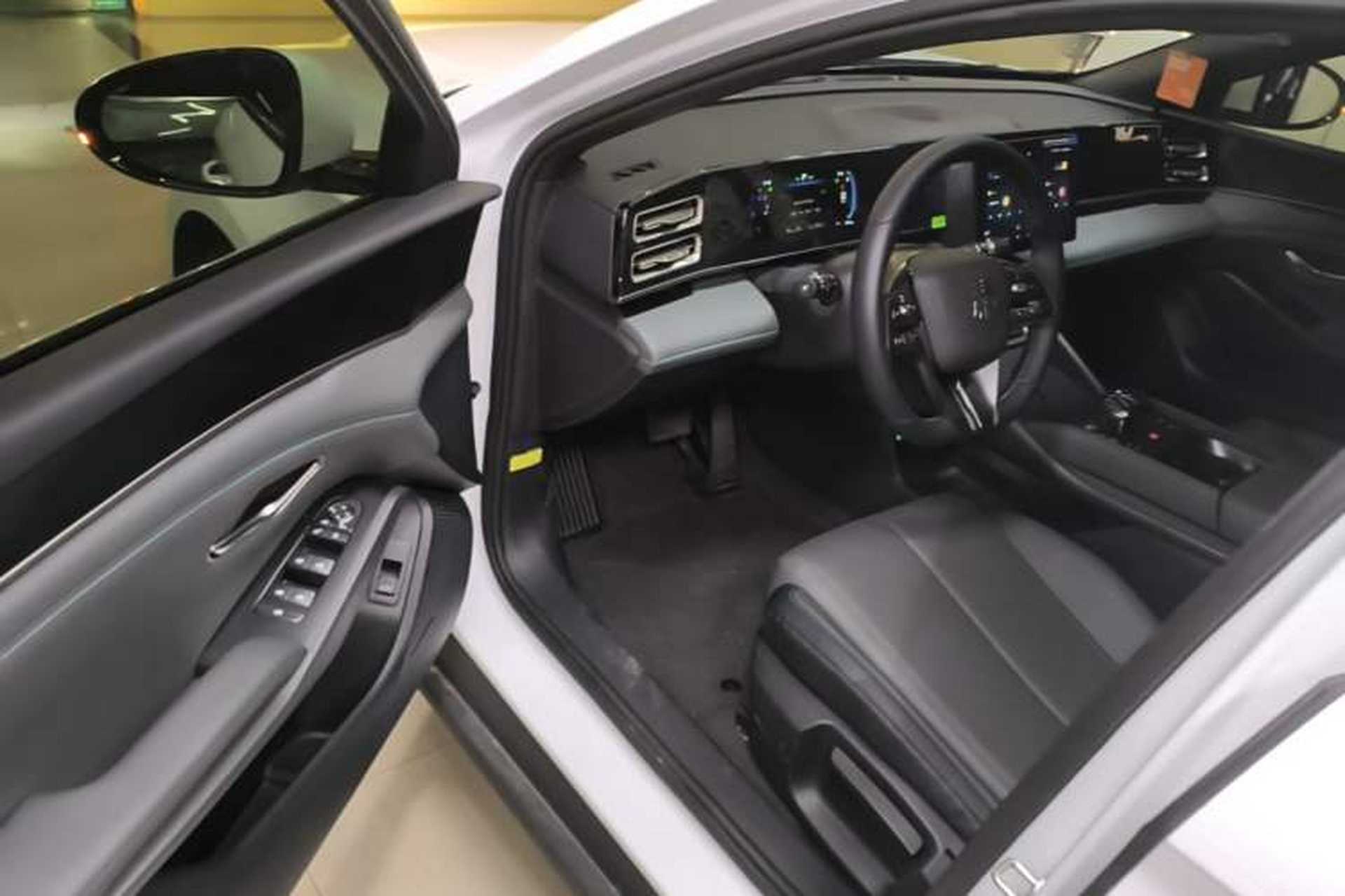 Used BYD Qin L 2024 DM-i 80KM Leading Model Driver Seat