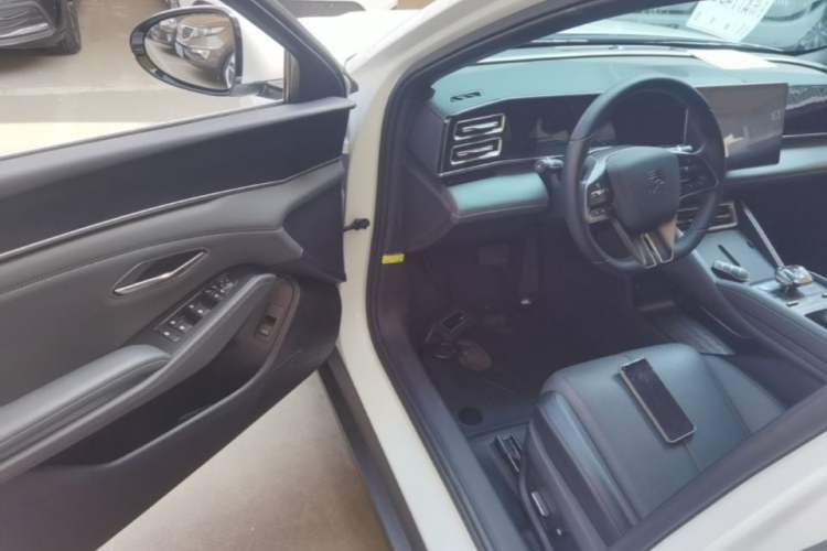 Used BYD Qin L 2024 DM-i 80KM Beyond Model Driver Seat