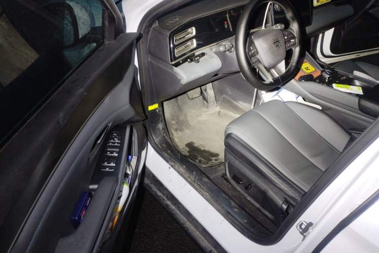 Used BYD Qin L 2024 DM-i 120KM Leading Model Driver Seat