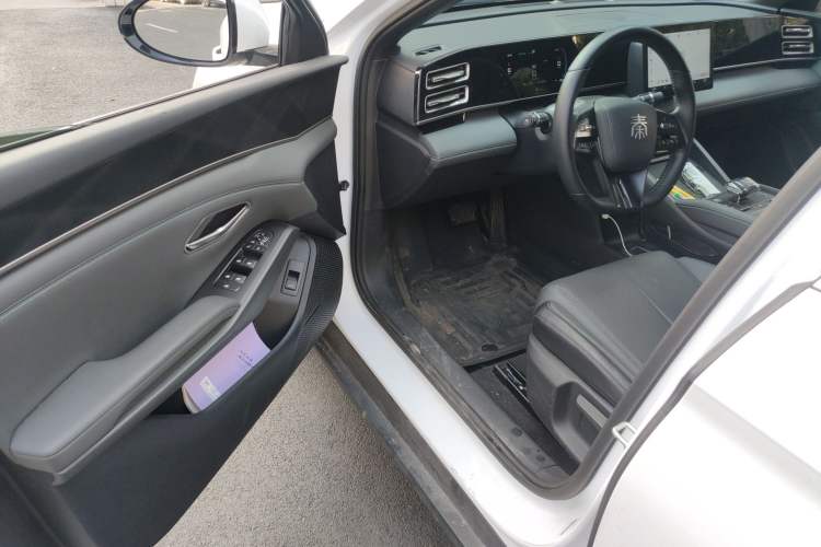 Used BYD Qin L 2024 DM-i 80KM Leading Model Driver Seat