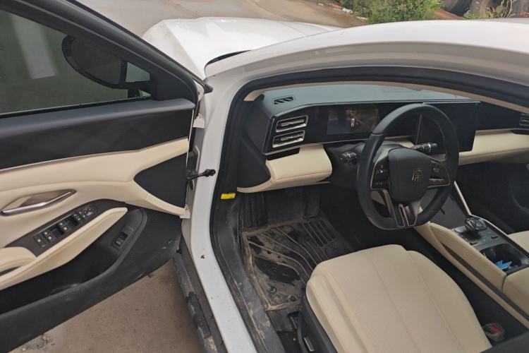 Used BYD Qin L 2024 DM-i 80KM Beyond Model Driver Seat
