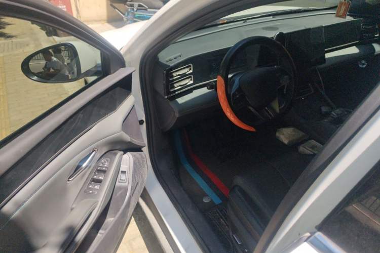 Used BYD Qin L 2024 DM-i 80KM Beyond Model Driver Seat