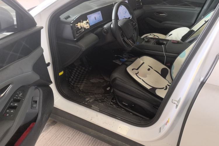 Used BYD Qin L 2024 DM-i 120KM Leading Model Driver Seat
