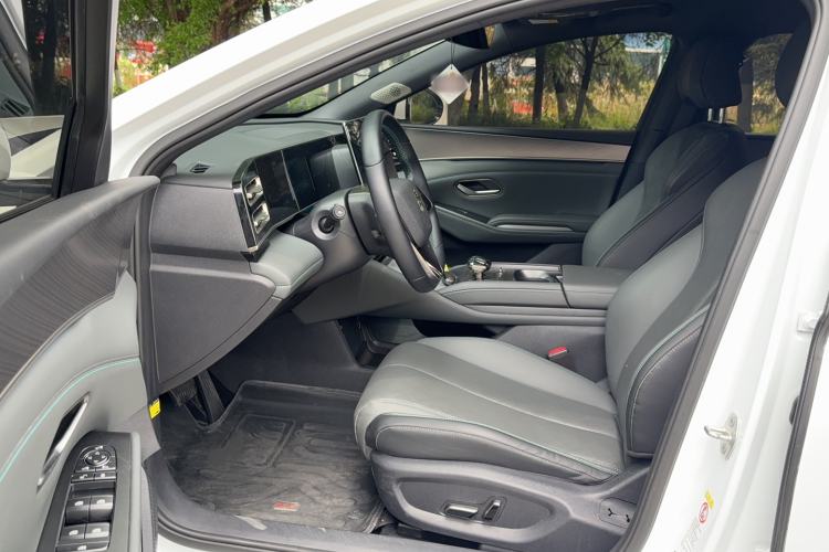 Used BYD Qin L 2024 DM-i 120KM Excellence Model Driver Seat
