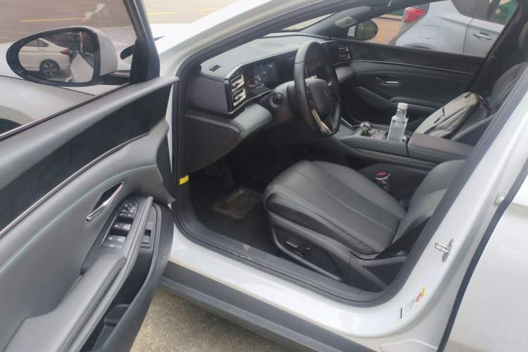 Used BYD Qin L 2024 DM-i 80KM Beyond Model Driver Seat