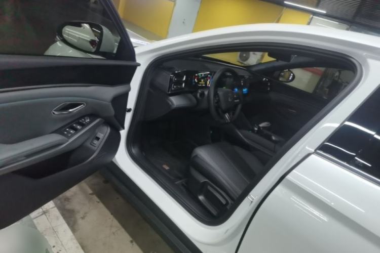 Used BYD Qin L 2024 DM-i 80KM Leading Model Driver Seat