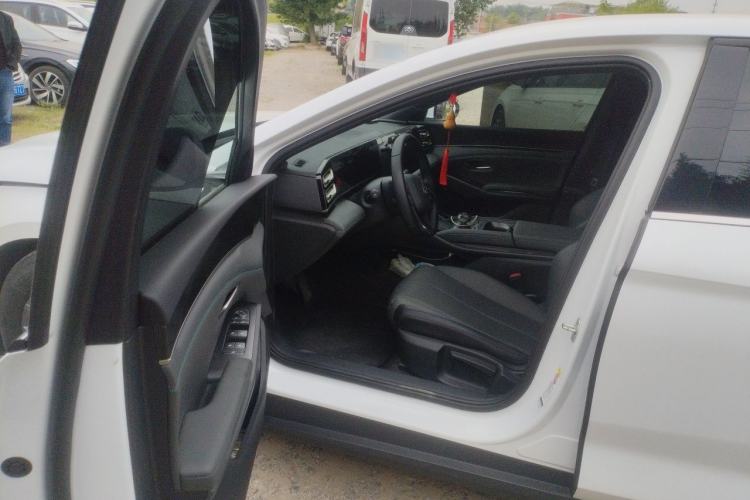 Used BYD Qin L 2024 DM-i 80KM Leading Model Driver Seat