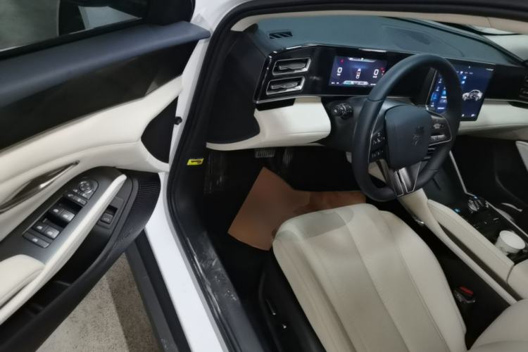 Used BYD Qin L 2024 DM-i 120KM Leading Model Driver Seat