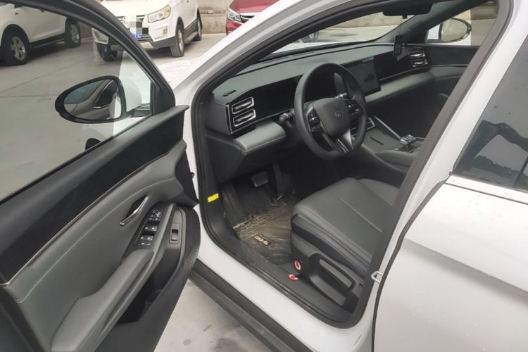 Used BYD Qin L 2024 DM-i 80KM Leading Model Driver Seat