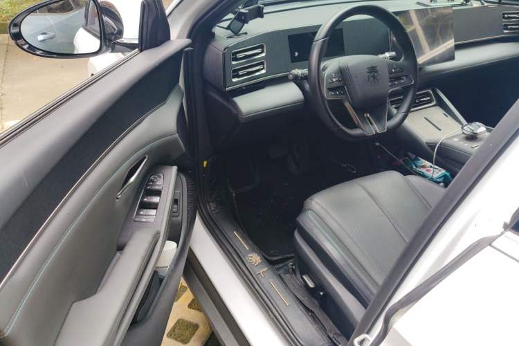 Used BYD Qin L 2024 DM-i 120KM Leading Model Driver Seat