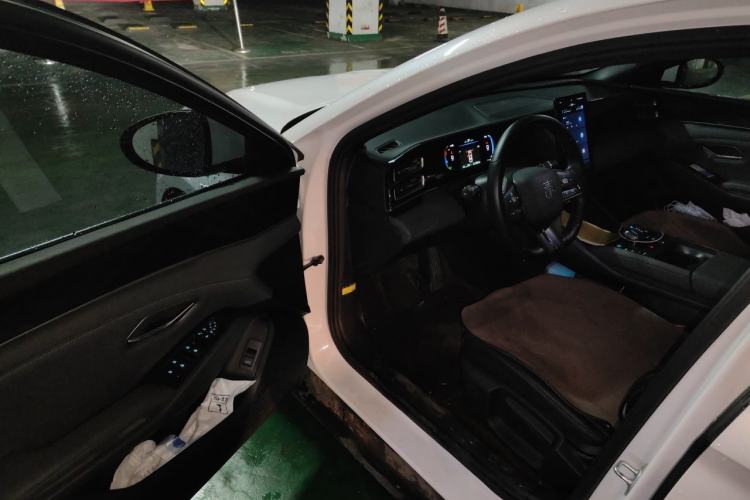 Used BYD Qin L 2024 DM-i 80KM Leading Model Driver Seat