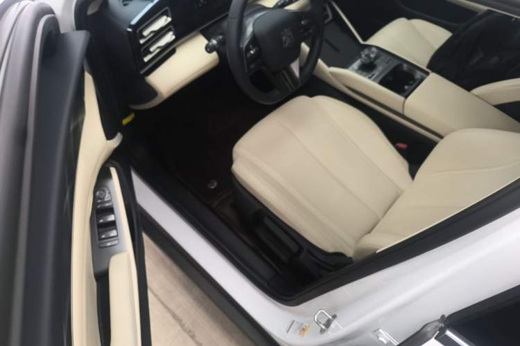 Used BYD Qin L 2024 DM-i 80KM Leading Model Driver Seat