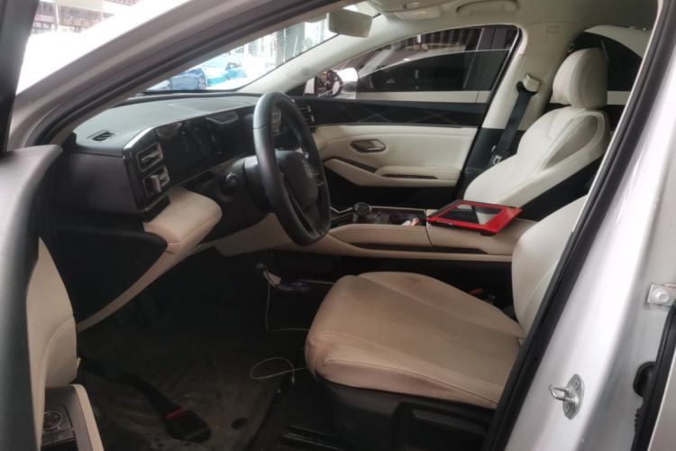 Used BYD Qin L 2024 DM-i 80KM Leading Model Driver Seat